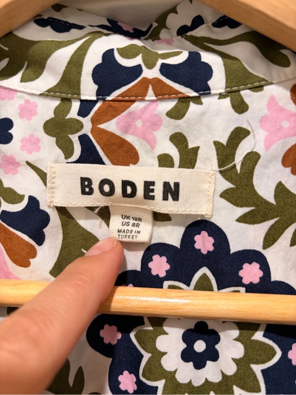 Boden Sleeveless Floral Midi Dress - Picture 3 of 15